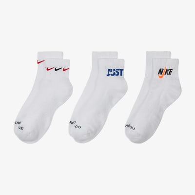 Nike socks various 3 pack white crew DH3827-902