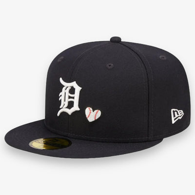 New Era Detroit Tigers Baseball Heart Fitted