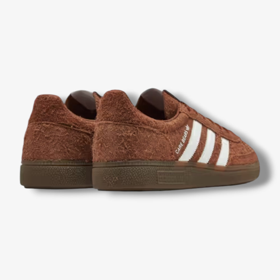 reddish brown カバーオール　ホワイト　40 レディッシュブラウン Adidas Womens Care Bears Handball Spezial W Brown White KK4932