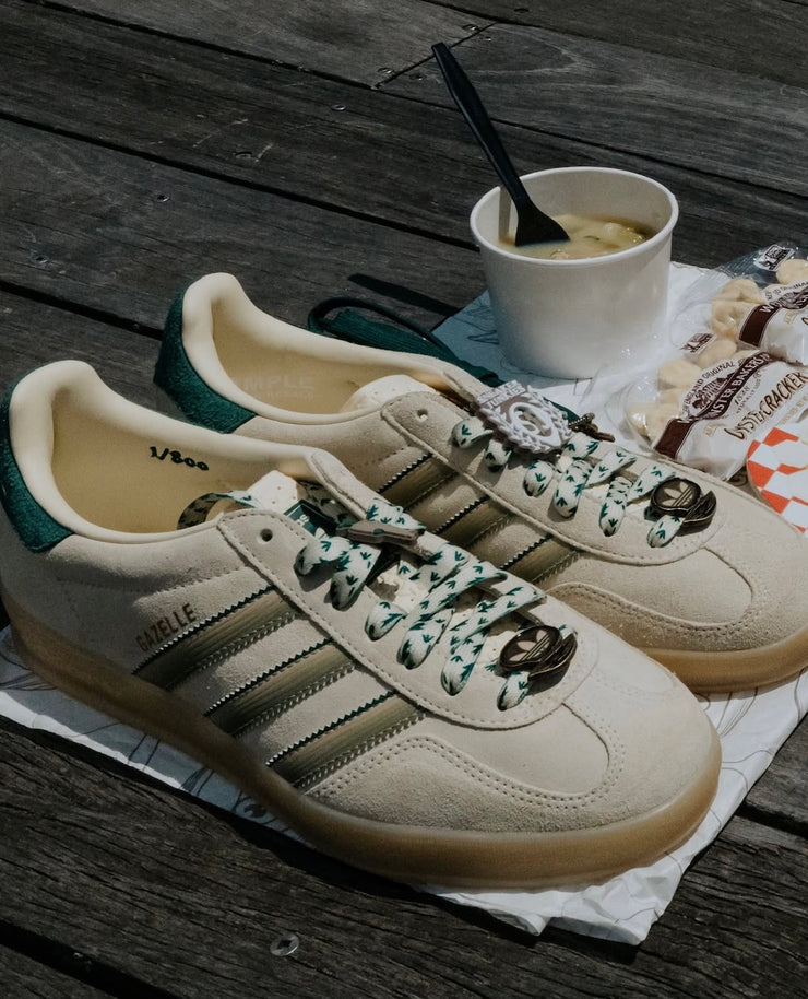 Adidas Gazelle Indoor X Sneaker Junkies "Clam Chowder" IH1392 warvan clay cgreen