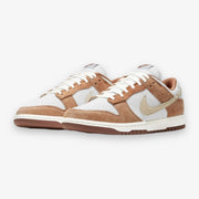 NIKE DUNK LOW RETRO PREMIUM SAIL/FOSSIL-MEDIUM CURRY DD1390-100