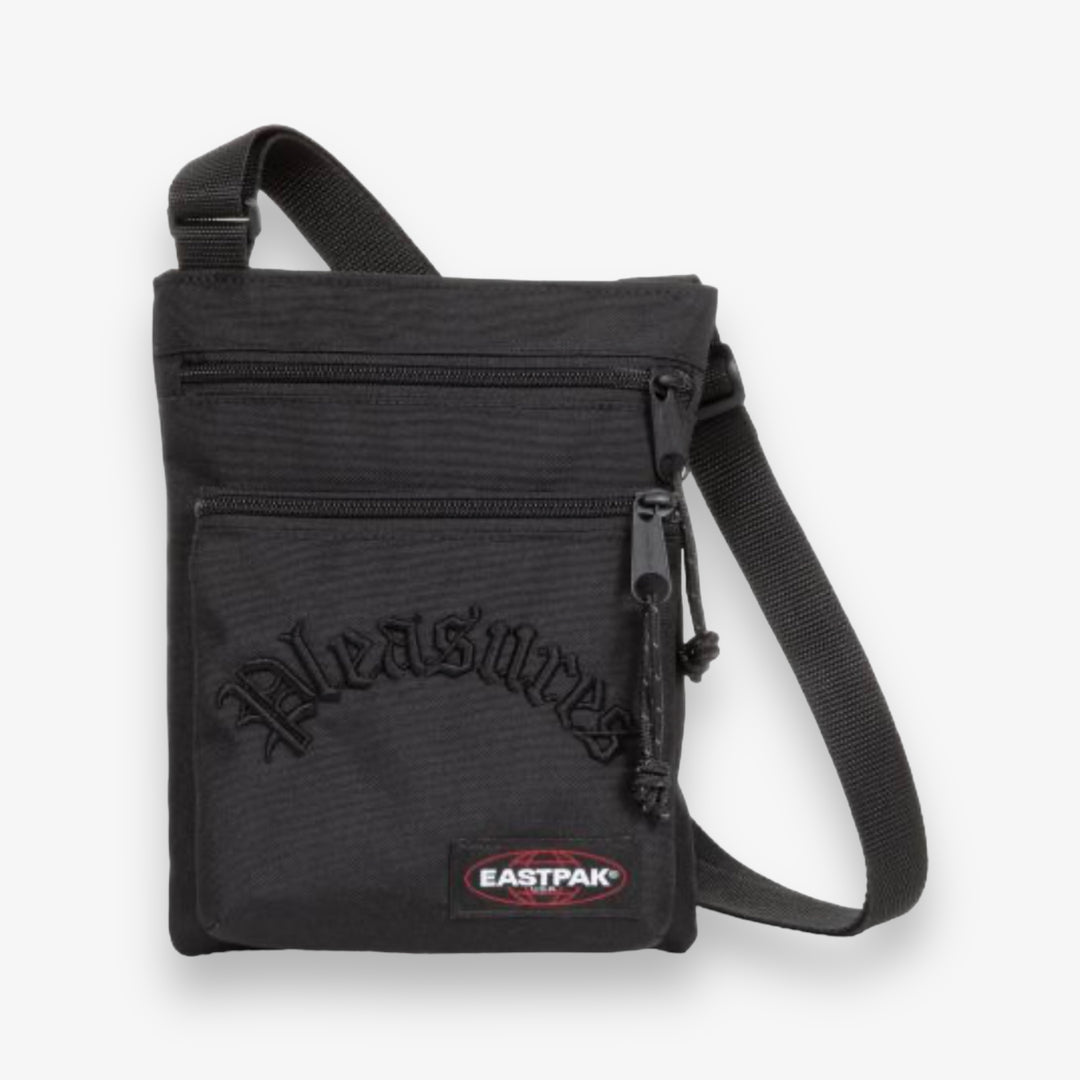 海外限定　PLEASURES × EASTPAK ショルダーバッグ Eastpak x Pleasures Sidebag Black – Sneaker Junkies