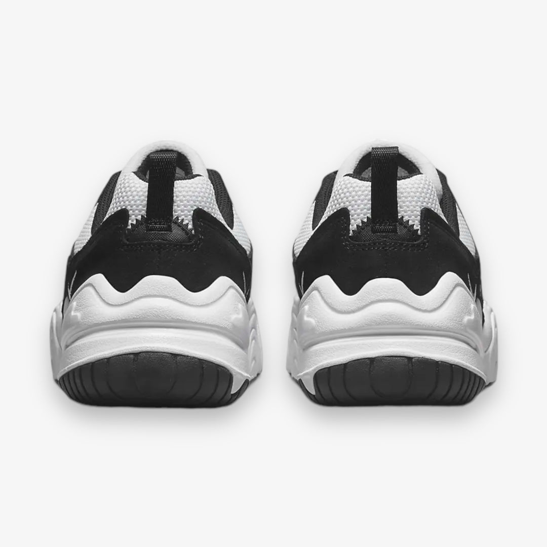 Nike Tech Hera White Black FJ9532-101 – Sneaker Junkies