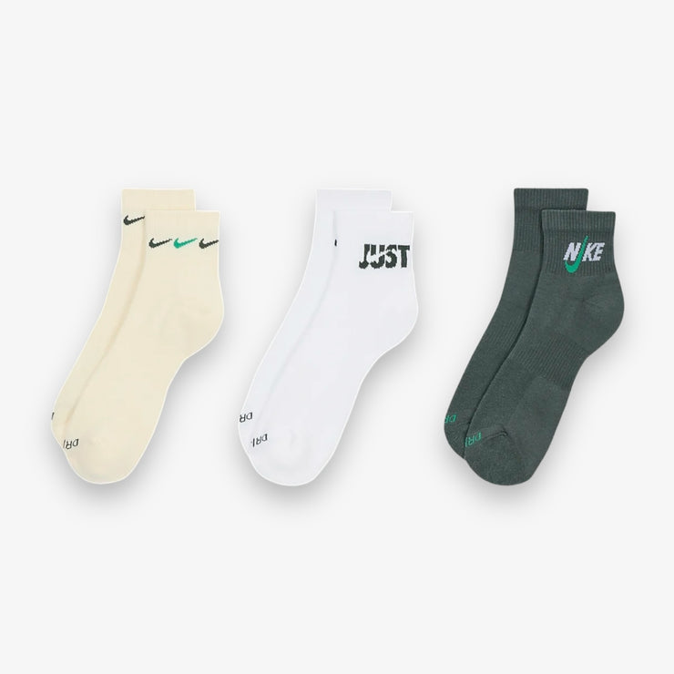 Nike socks 3 pack 3 swoosh DH3827-901