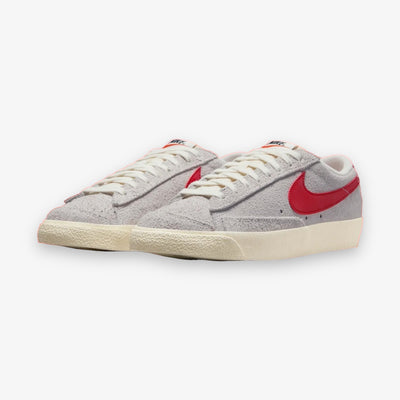 Women's Nike Blazer Low '77 VNTG Summit White Gym Red Sail FQ8060-100