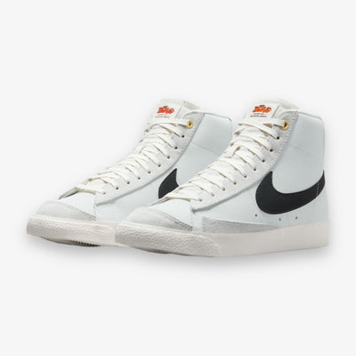 Nike Blazer Mid '77 Vintage Photon  Dust Dark Smoke Grey FJ4022-025