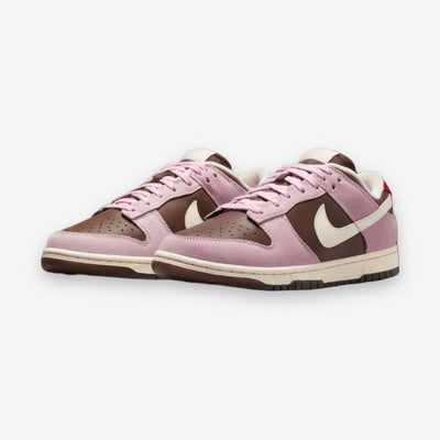 Wmns NIKE DUNK LOW CACAO WOW/PALE IVORY-PINK FOAM HM0987-200