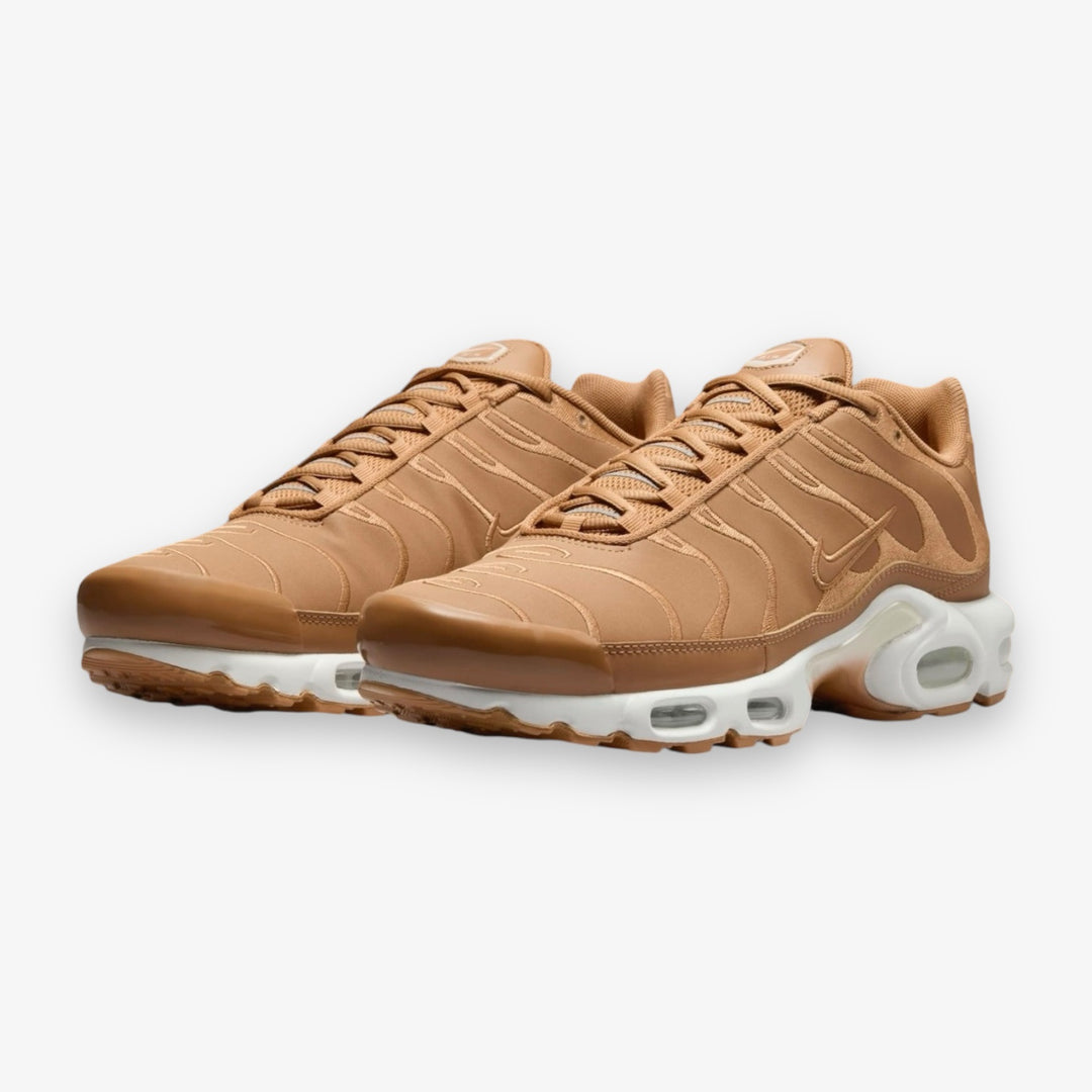 TS＠ Air Plie エアプライ ブラウン Nike Air Max Plus Flax flax sail FZ8815-200 – Sneaker Junkies