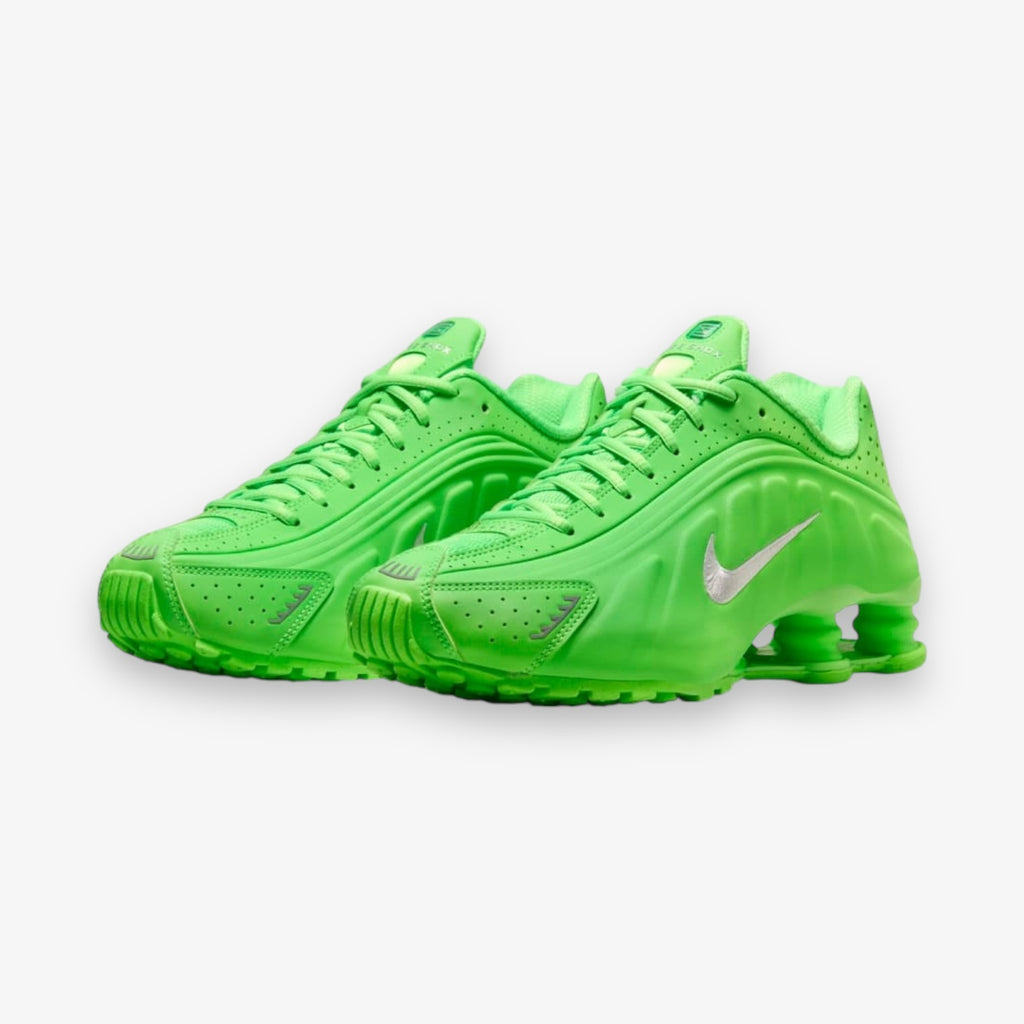 W Nike shox R4 green strike metallic silver HV0839-398 – Sneaker