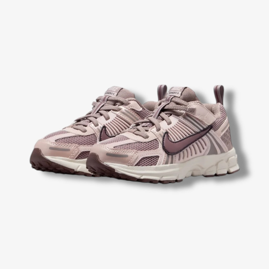PRE-OWNED VOMERO 5 Nike Men\'s Sneakers in Taupe, Light Gray, and Brown Nike Vomero 5 Metallic Pewter Parachute Beige White Medium  main image 3