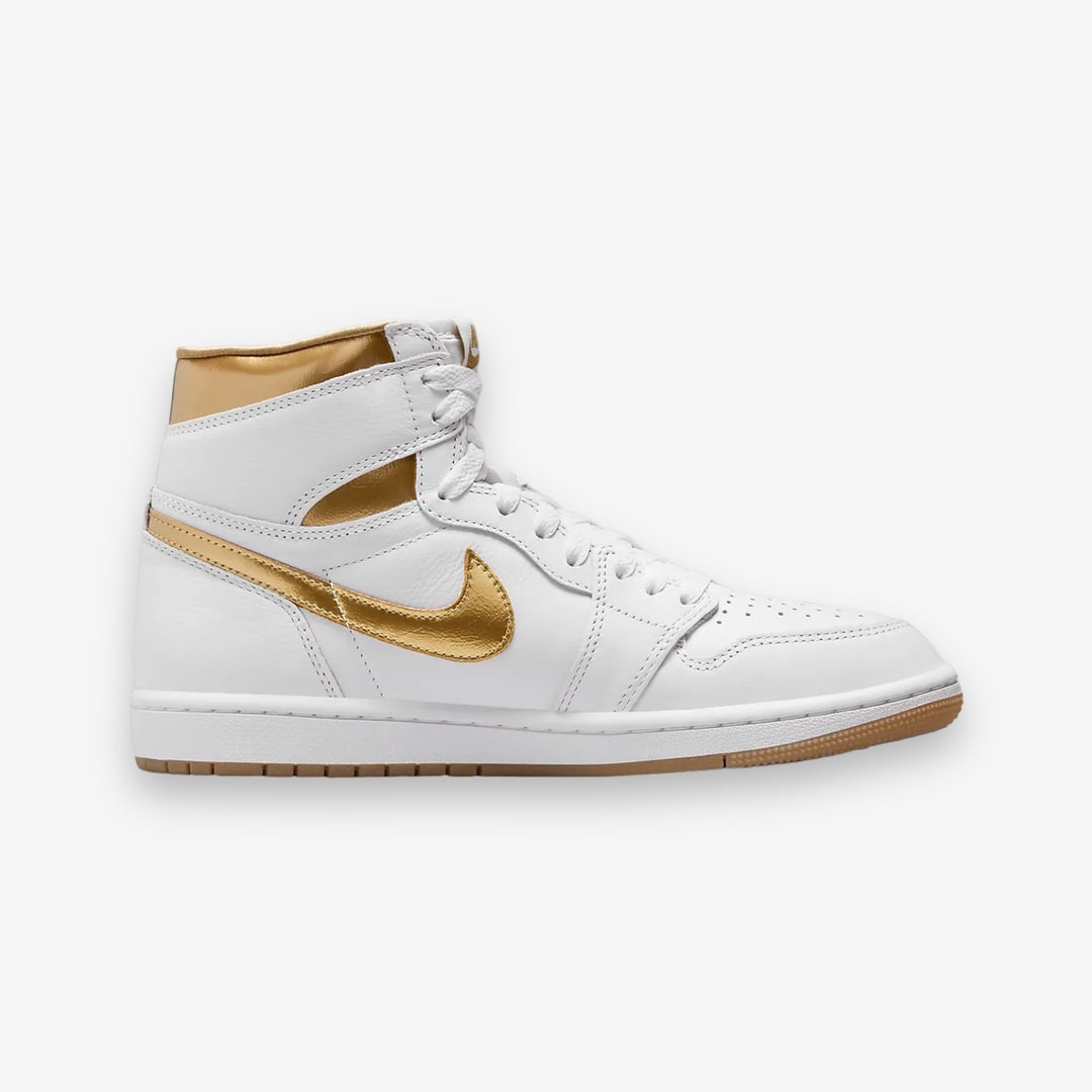靴 Nike Air Jordan 1 High White Gold Womens Air Jordan 1 Retro Hi OG White Metallic Gold FD2596-107