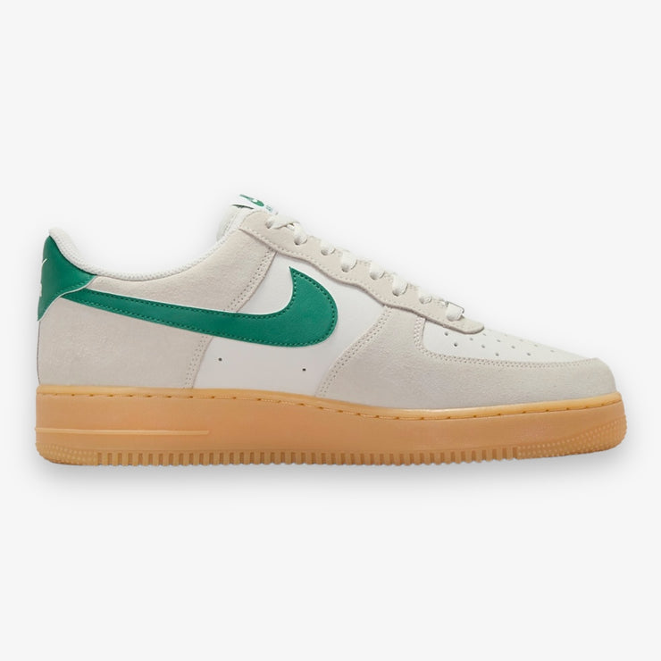 NIKE AIR FORCE 1 '07 LV8 PHANTOM/MALACHITE-GUM YELLOW FQ8714-001