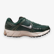 Nike Womens Zoom Vomero 5 Vintage Green Chrome FN6742-300