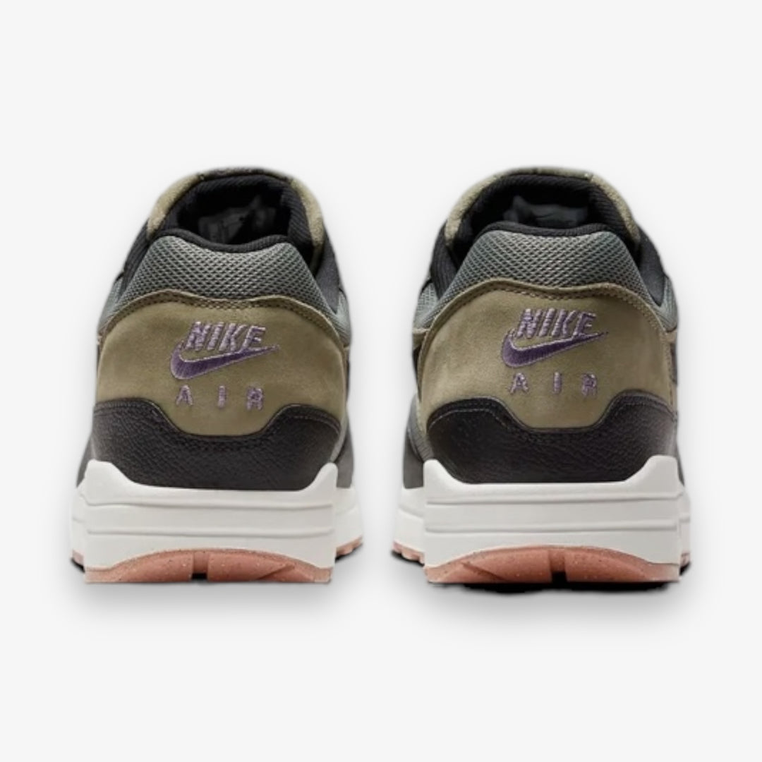 NIKE AIR MAX 1 SC DARK STUCCO/BLACK-NEUTRAL OLIVE-PHANTOM