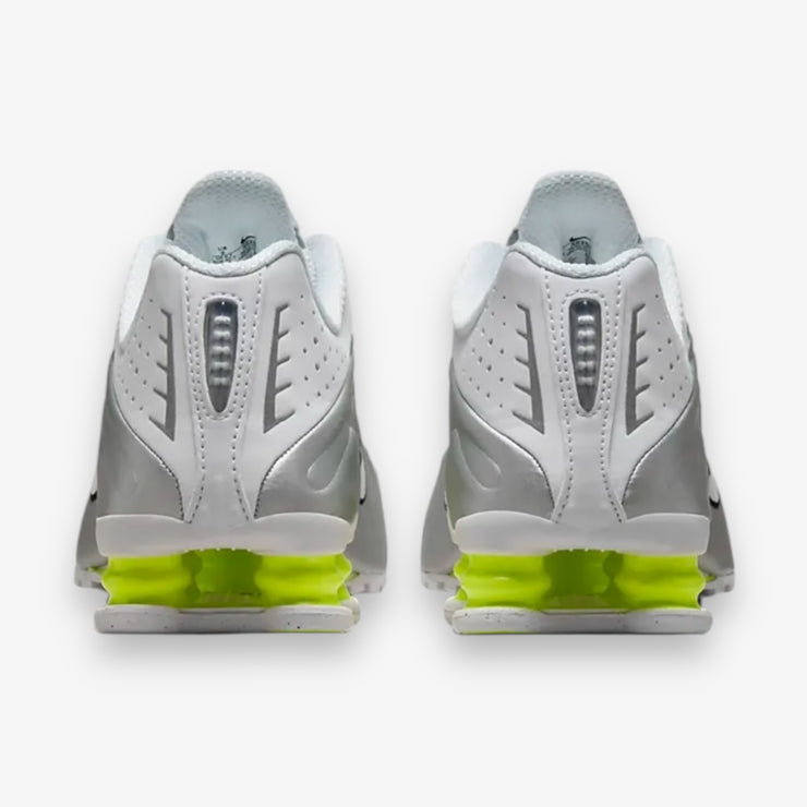 Nike Womens Shox R4 White Metallic Silver AR3565-102