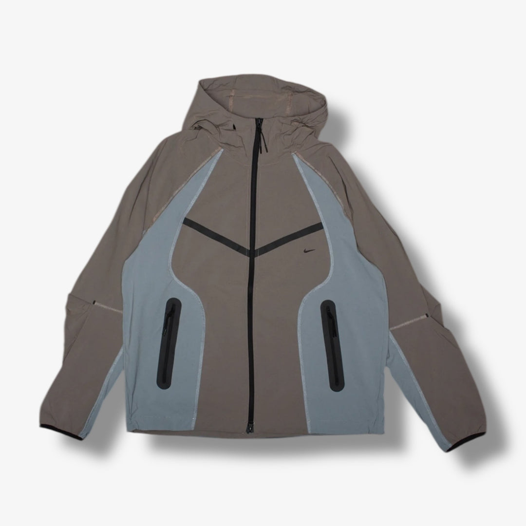 Nike Tech Men's Dri-FIT Woven Color-Block Windrunner Loose Jacket