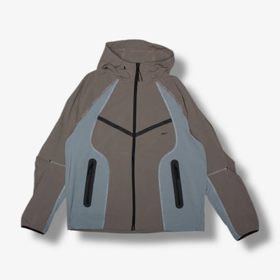 Nike Tech Men's Dri-FIT Woven Color-Block Windrunner Loose Jacket