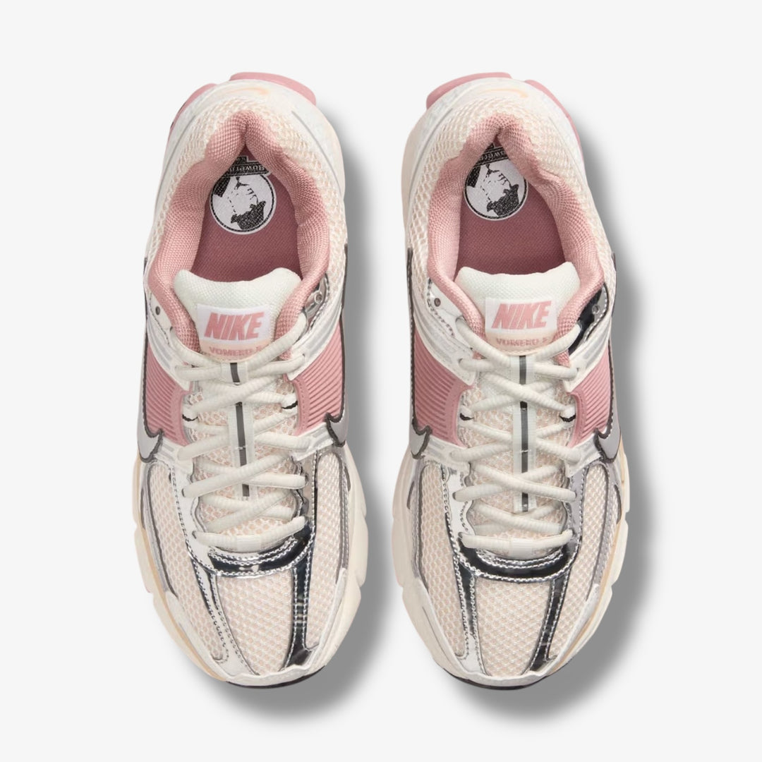 BOO（5点） Women's Nike Zoom Vomero 5 Sail Pearl White Particle Pink HF1877