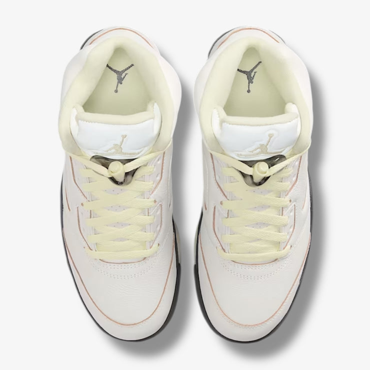 wmns Air Jordan 5 Retro "Luminous Green and Sail" IM7592-130