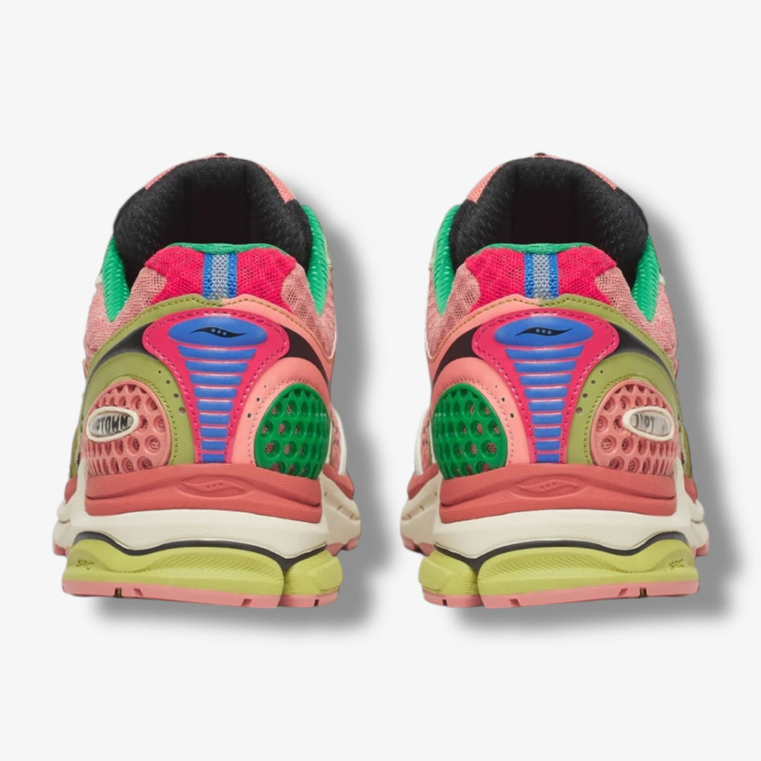 Saucony Progrid Triumph 4 X Jae Tips Peach leaf 