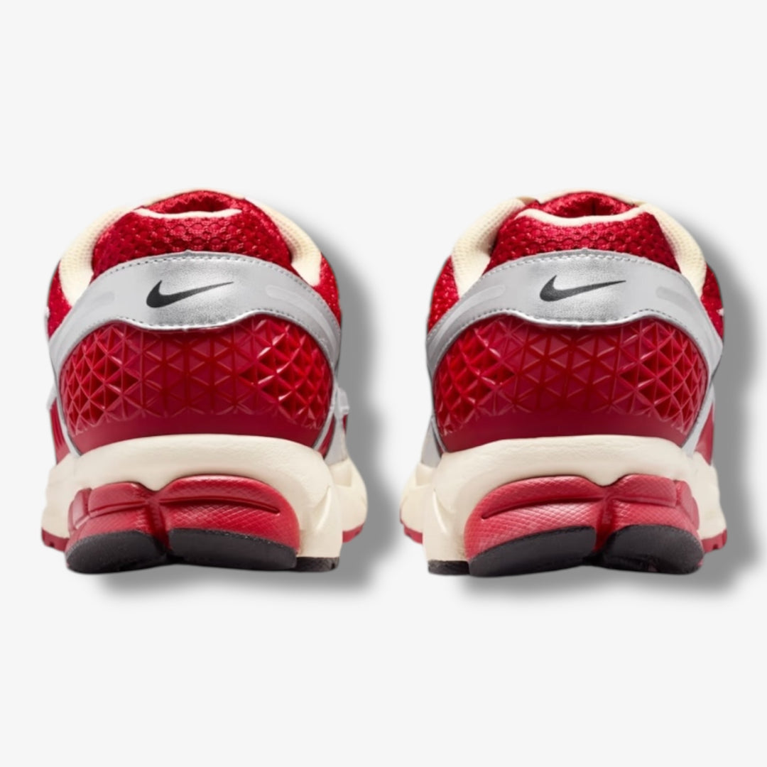 Nike Zoom Vomero 5 Gym Red Chrome Metallic Silver IM3486-600