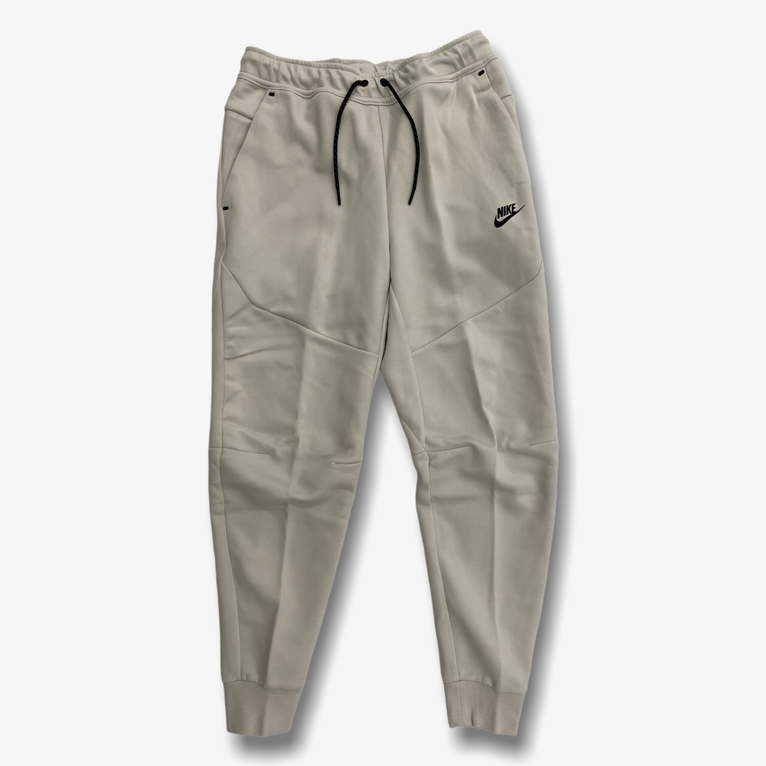 nike sportswear tech fleece light bone