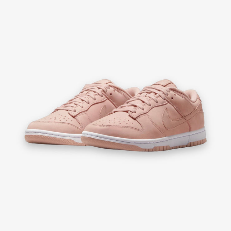 WOMEN'S NIKE DUNK LOW PRM MF PINK OXFORD/PINK OXFORD-WHITE DV7415-600