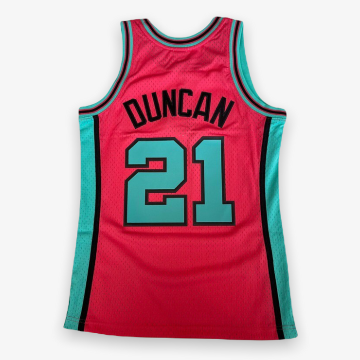 Mitchell & Ness NBA Swingman Jersey Spurs 98 Tim Duncan Pink