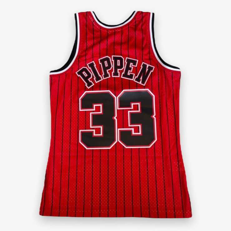 Mitchell & Ness NBA Swingman Jersey Bulls 95 Scottie Pippen Red Pinstripe