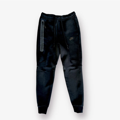 Nike Sportswear Tech Pants Black FB8002-010
