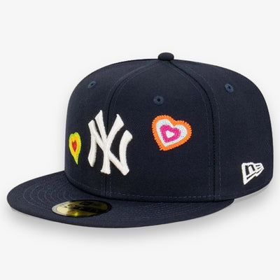 New Era NY Yankees Chain Stitch Heart Fitted Navy