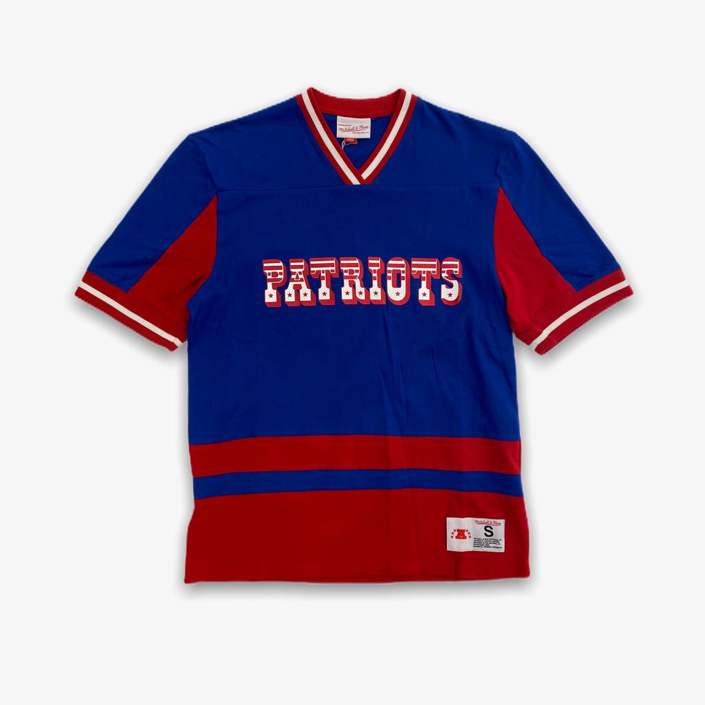 Mitchell & Ness Men's Navy New England Patriots Final Second Mesh Raglan  V-Neck T-Shirt : Sports & Outdoors 