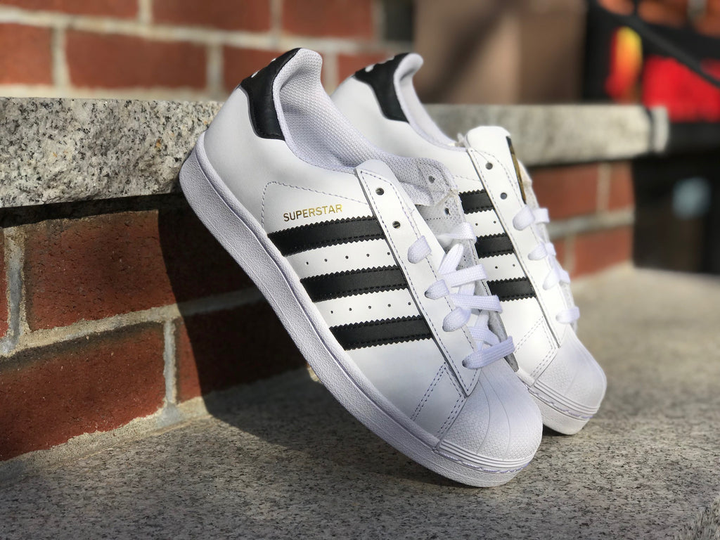 Grave Fatídico Receptor Adidas Superstar Grade School White Black C77154 – Sneaker Junkies